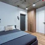 Ozas Park Apartments And Suites