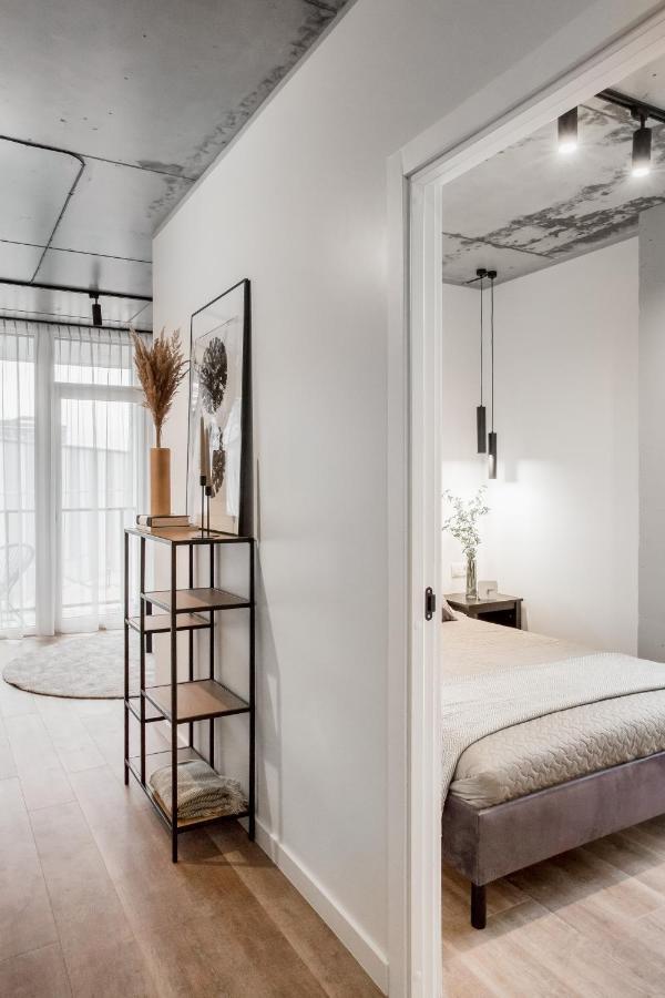Ozas Park And Suites