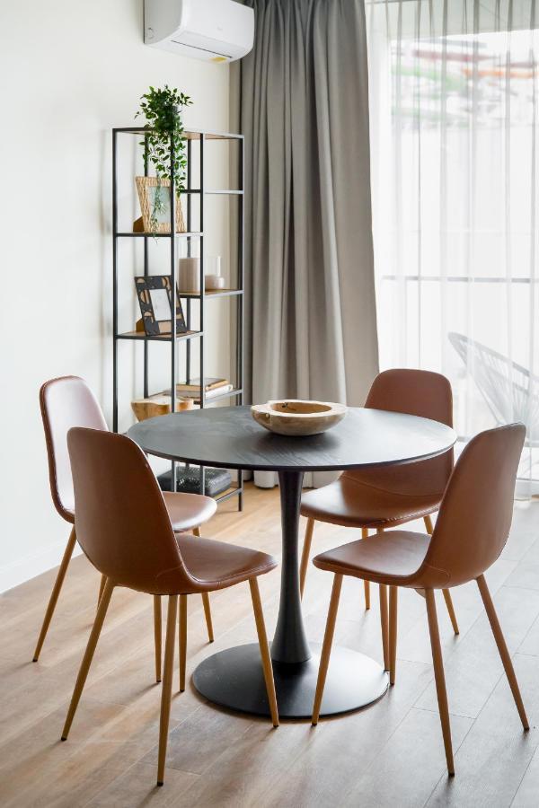 Ozas Park And Suites