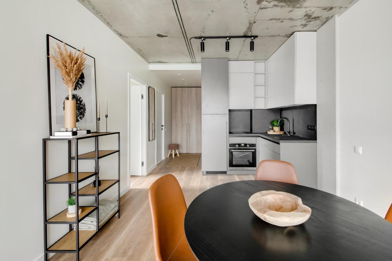 Ozas Park And Suites
