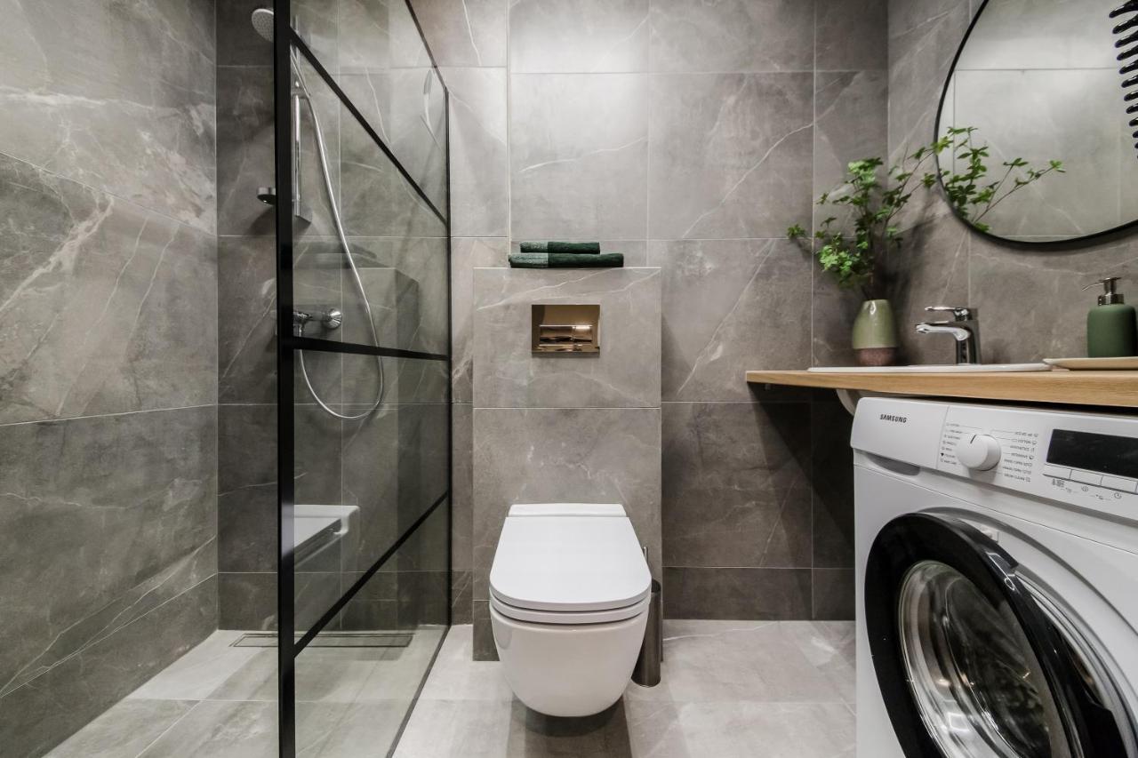 Ozas Park And Suites